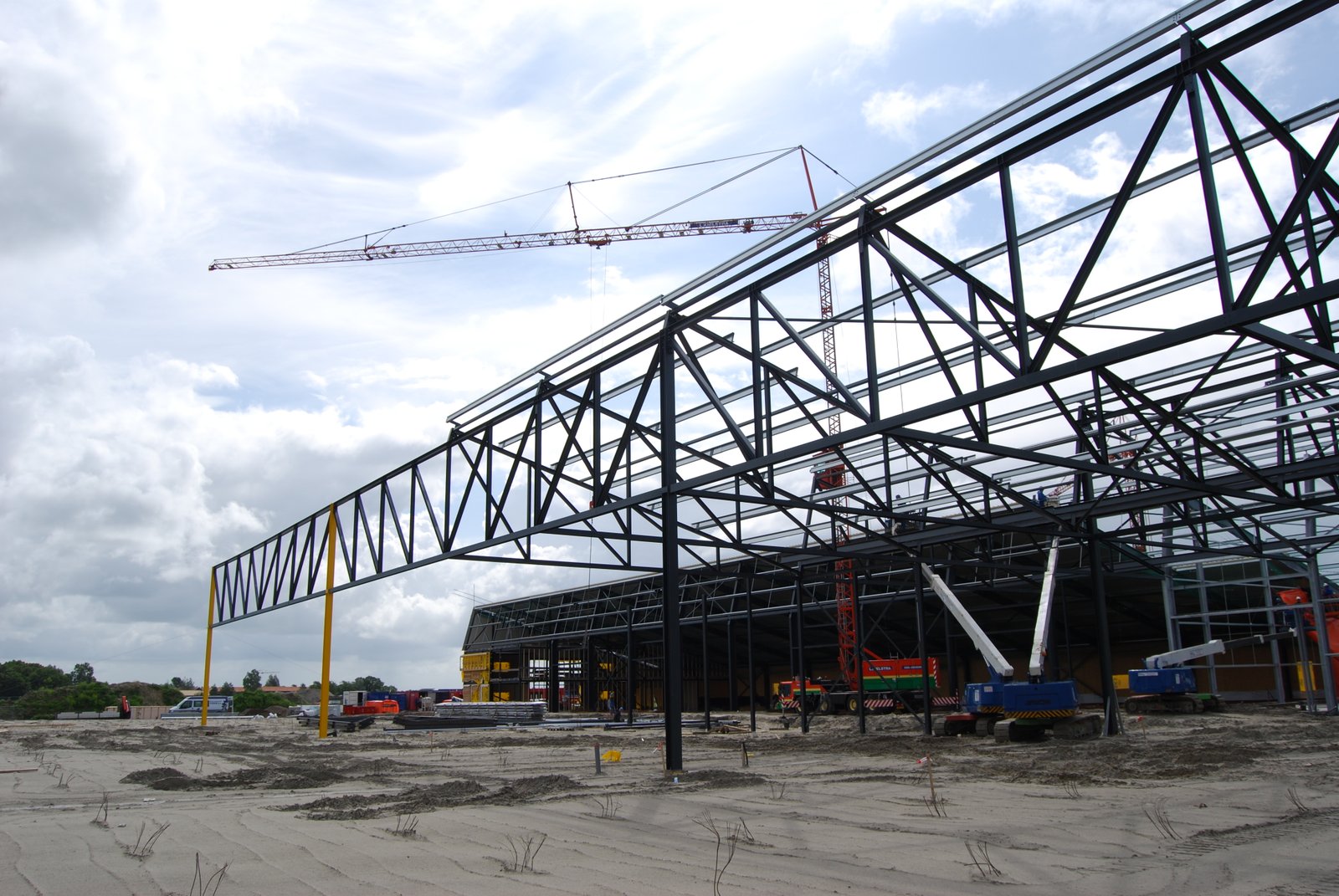 Bedrijfshal staalconstructie Drachten